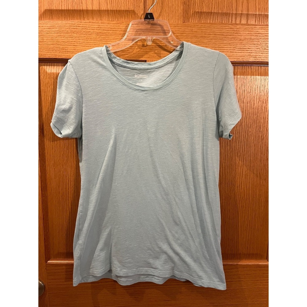 Minimalist Columbia Lightweight Crewneck Women's T-shirt Light Aqua Size Large